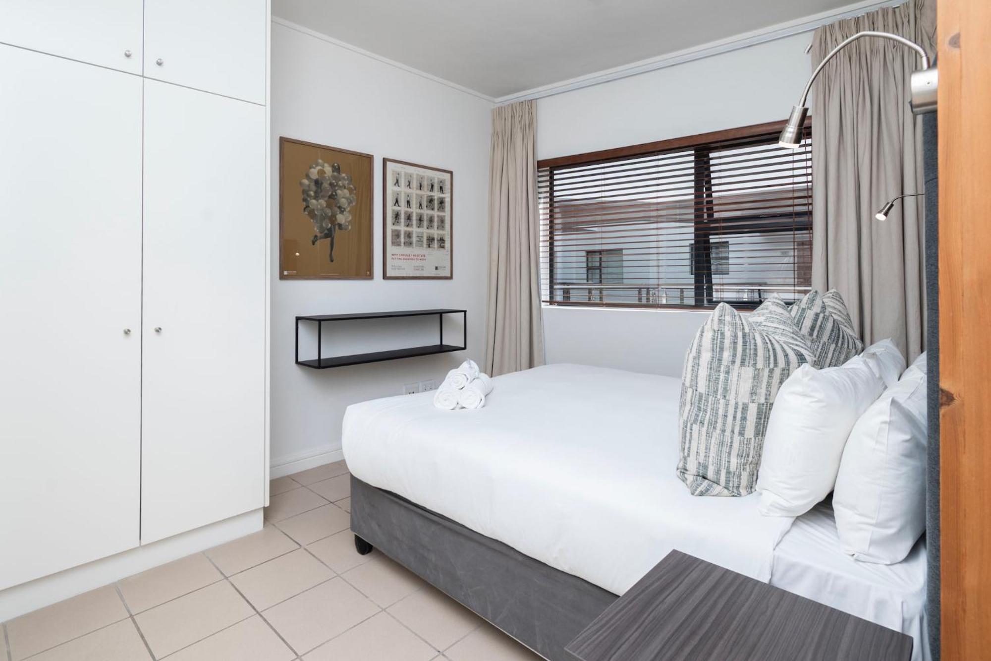 Xenia Aparthotel By Totalstay เคปทาวน์ ภายนอก รูปภาพ